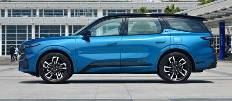 Changan Ford Edge L с аккумуляторами BYD начинает предварительную продажу в Китае по цене 33 000 штук долларов США