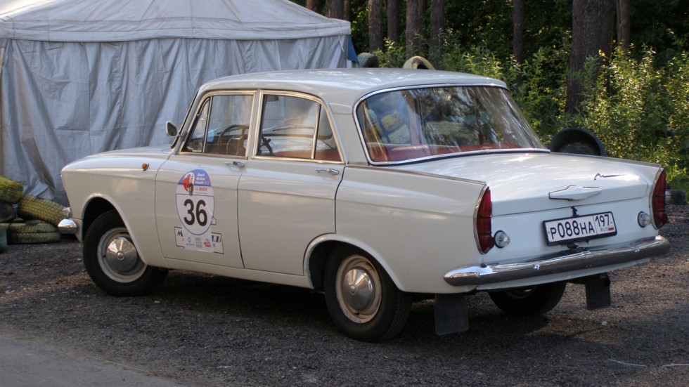 Брат ты мне или не брат: из-за чего началось противостояние АЗЛК и ИЖ Брат ты мне или не брат: из-за чего началось противостояние АЗЛК и ИЖ автомобили,история,СССР