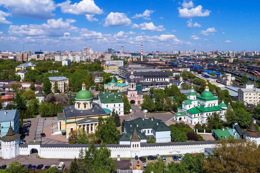 Данилов мужской монастырь в Москве.