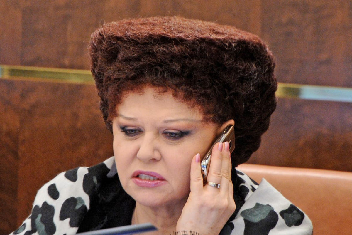 penteado_Valentina_Petrenko_05.jpg penteado_Valentina_Petrenko_05.jpg