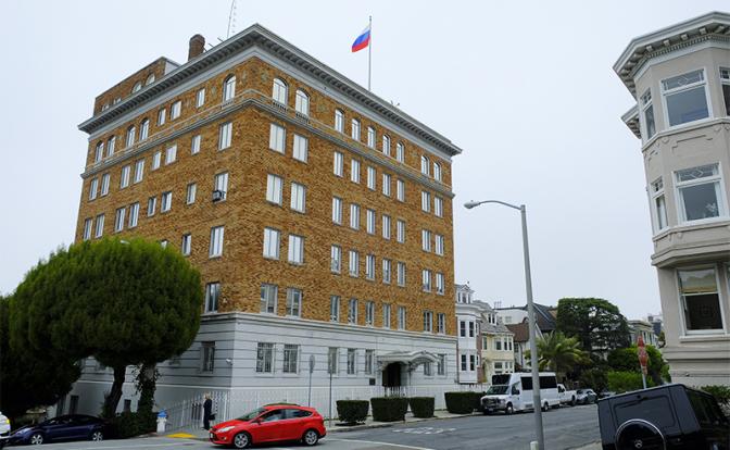 На фото: консульство РФ в Сан-Франциско