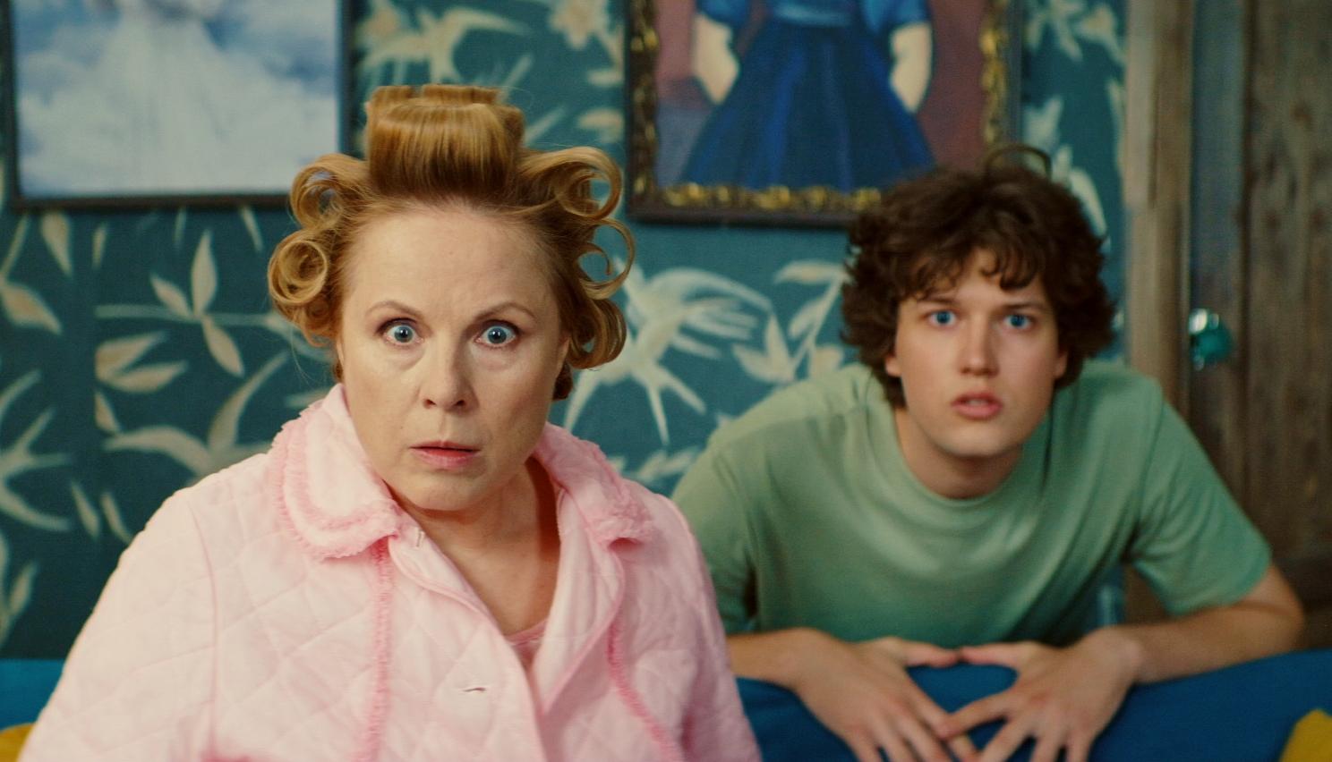 Тест: ответьте на 10 вопросов и узнайте, крепка ли ваша связь с ребенком-подростком насколько, которая, близки, хайпе, подростком, своим, взрослыхА, нечестные, людей, молодых, вовлечении, опасном, важные, честно, смыслом, здравым, вымыслом, реальностью, между, границах