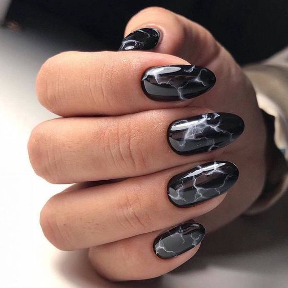 Astro nails: осенний маникюр по знакам зодиака