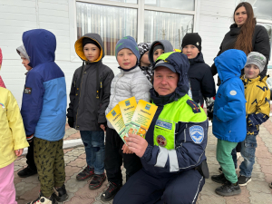 В Самарской области полицейские продолжают профилактические мероприятия с детьми
