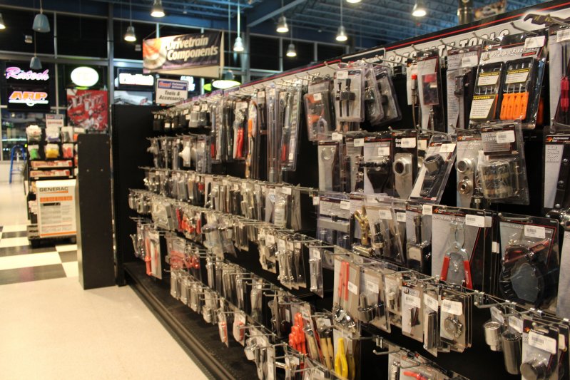 SummitRacing в реальной жизни - экскурсия по Super Store в Атланте SummitRacing в реальной жизни - экскурсия по Super Store в Атланте авто, автозапчасти, автотюнинг, запчасти, магазин, тюнинг