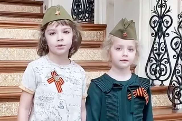 Как Алла Пугачева с детьми, Данила Козловский, Алена Долецкая и другие звезды отмечают 75-ю годовщину Победы