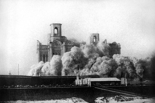 5 декабря 1931 года. Москва. Уничтожение большевиками храма Христа Спасителя. 