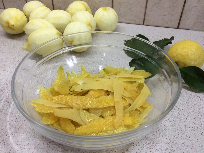 Рецепт итальянского лимонного ликера Лимончелло кулинария,лимончелло,напитки,напитки алкогольные