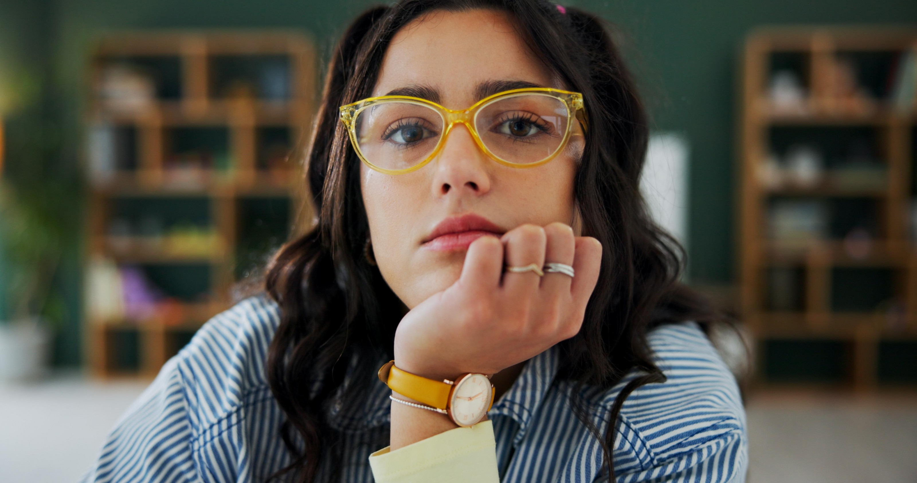 Мать два года отравляла жизнь дочери-подростка анонимными сообщениями с угрозами: почему она это делала Лоурен, Кендра, когда, дочери, будет, отношений, время, Оуэном, больше, Ликари, отношения, стала, сообщения, Кендры, сообщений, которые, номер, чтобы, выглядели, ктото