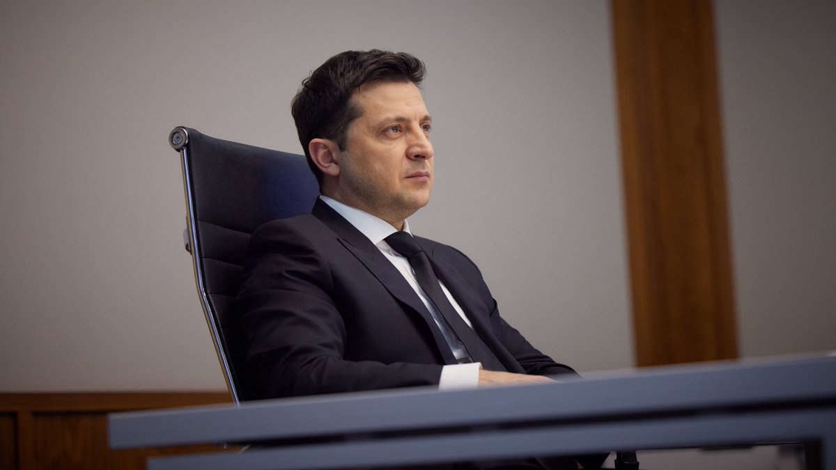 Глава Крыма Аксенов удивился запрету Зеленского на символы Z и V на Украине Глава Крыма Аксенов удивился запрету Зеленского на символы Z и V на Украине Политика,Украина