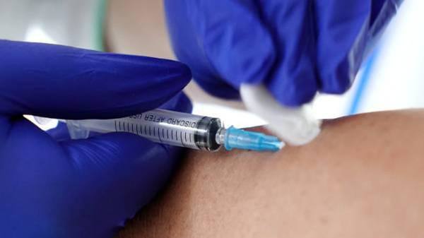 Вакцину от коронавируса привезли в поликлиники Люберец