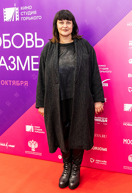 Светлана Ходченкова представила свой новый фильм "Любовь без размера" Звезды,Красная дорожка