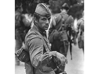 Трагическая судьба солдата с фотографии 1976 года... история