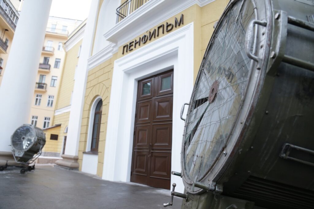 Беглов назвал «Ленфильм» достоянием Петербурга и России