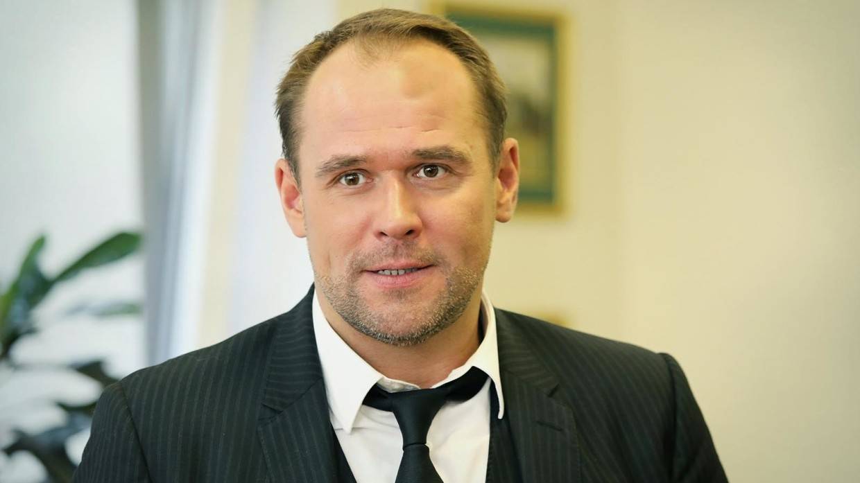 Звезда «Склифосовского» Максим Аверин высказался о слухах про его роман с Анной Якуниной