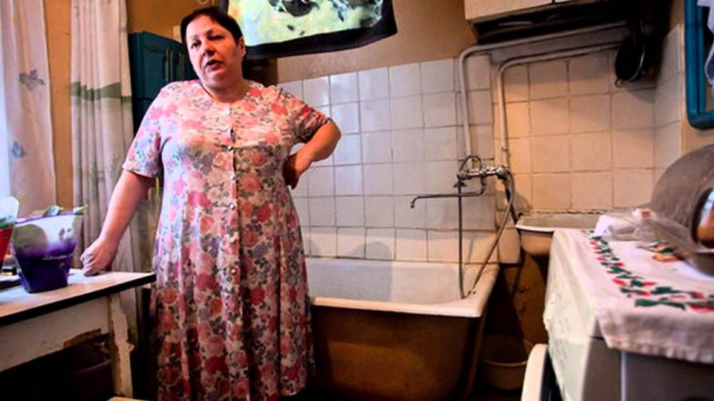 Почему в сталинских домах делали ванну на кухне домашний очаг