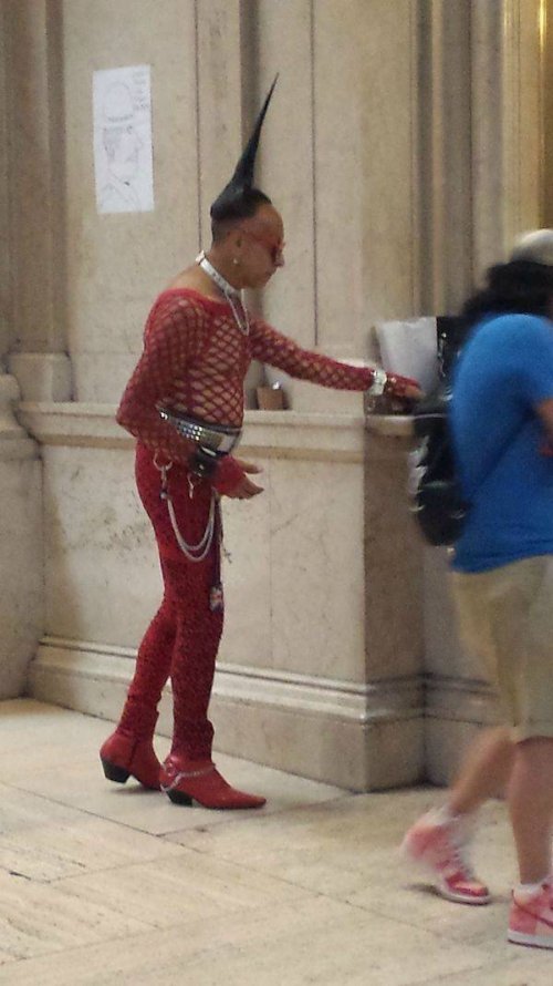 Чудаки вокруг нас  