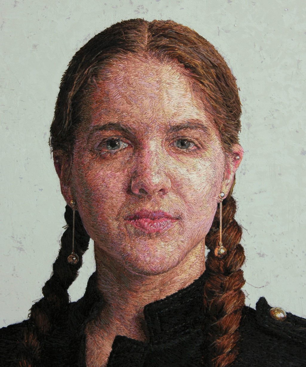 Невероятная портретная вышивка от Cayce Zavaglia художница, Кейси, методику, портреты, использует, разработала, нитками», технику, цвета, оттенков, наложения, красок, широкую, Американская, фактуру, палитру«На, объем, которая, протяжении, многих