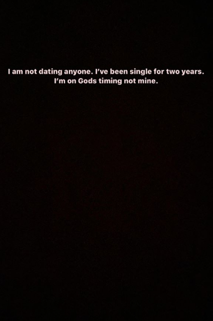 Селена Гомес поужинала с бывшим бойфрендом в ресторане в Нью-Йорке Селена Гомес поужинала с бывшим бойфрендом в ресторане в Нью-Йорке Звездные пары