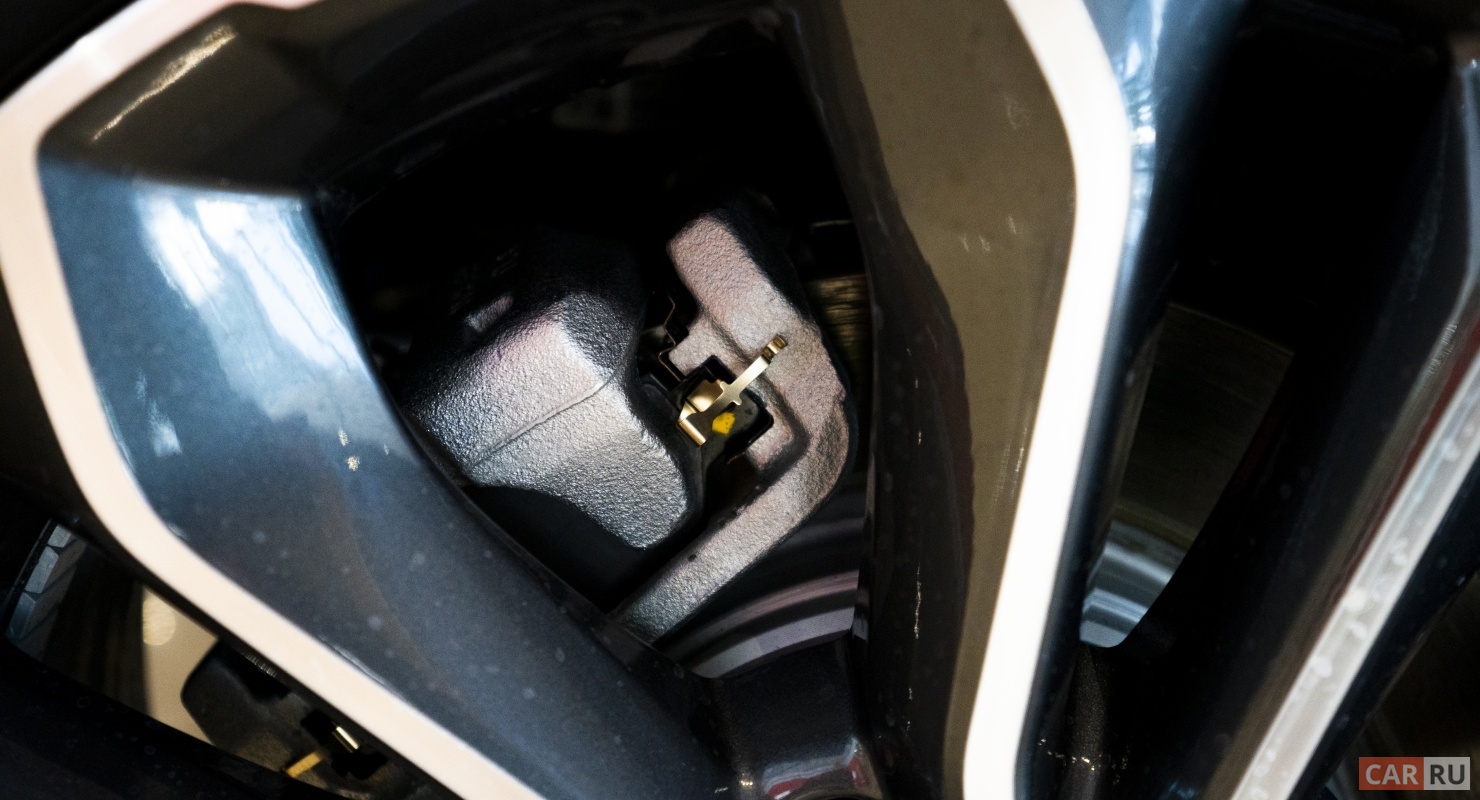 Главные проблемы с тормозами, о которых должен знать каждый водитель