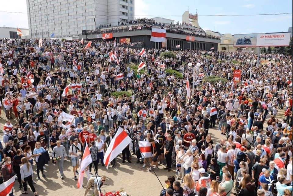 Феномен белорусского народа должен быть изучен.