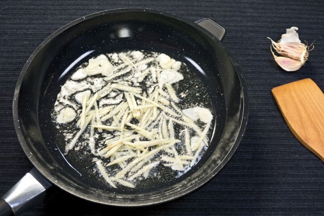 Борщ «как с мясом», но стопроцентно вегетарианский Борщ «как с мясом», но стопроцентно вегетарианский еда,пища,рецепты, борщ