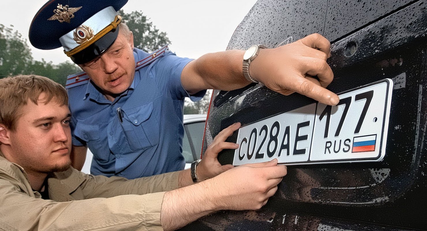 Почему в российских автомобильных номерах используется только 12 букв алфавита