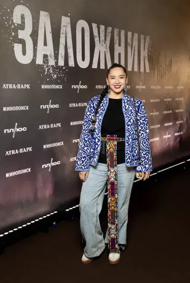 Максим Матвеев, Игорь Верник, Манижа и Светлана Кузнецова посетили премьеру международной драмы в Москве Игорь, Матвеев, Матвеева, Костолевский, гостей, приехал, коллег, языке, поблагодарил, Верник, также, Муавад, актёр, Николас, Авратинская, главные, своих, Дарья, Заложник, Максима