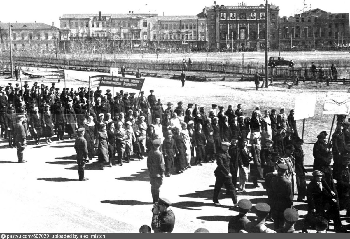 1937 год май. Репрессии 1937-1938. Большой террор 1937 здание. Сталинский террор 1937 года. 1938 Год репрессии.