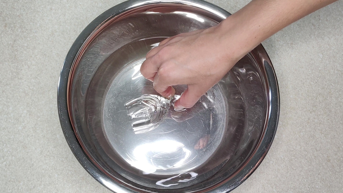 Как отмыть стеклянную посуду до блеска