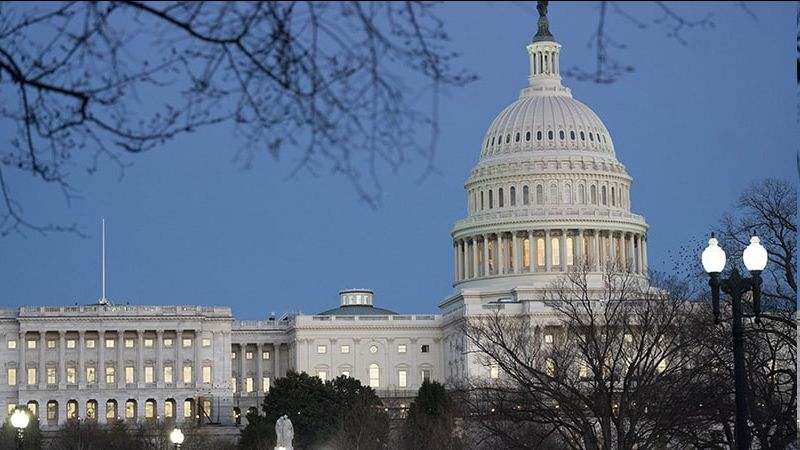 Байден, гудбай: республиканцы поставят демократам шах и мат