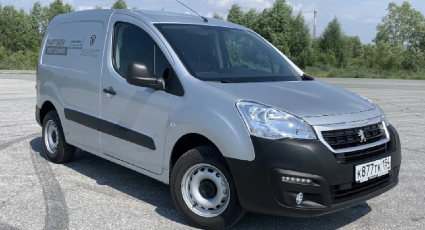 Вместительный новый Peugeot Partner способен поместить 3 кубометра груза Вместительный новый Peugeot Partner способен поместить 3 кубометра груза Автомобили