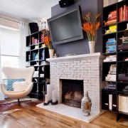 Камин белого цвета