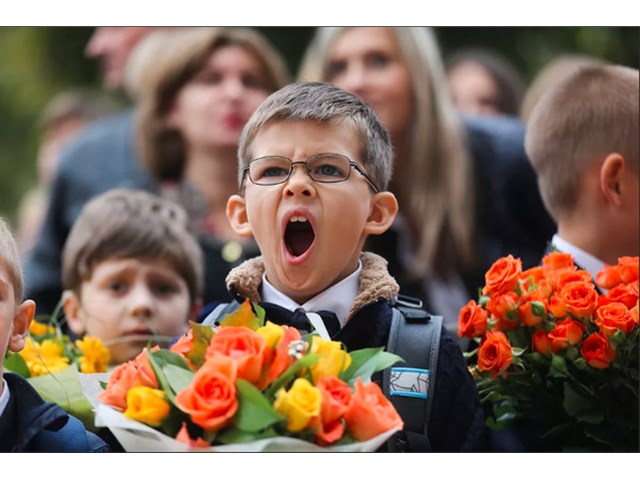 Про молодежную политику и не только Про молодежную политику и не только россия