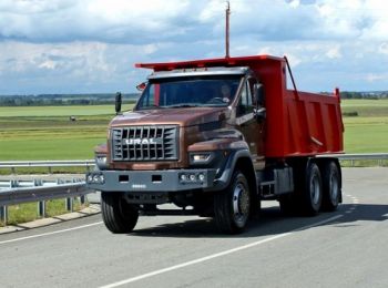 Дорожные автомобили будут производить на заводе «Урал»