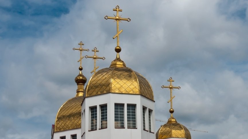 Московская церковь. 1 августа церковный праздник 2022. Купола на крыше ростов. Лето и православие. Купол церкви православной.