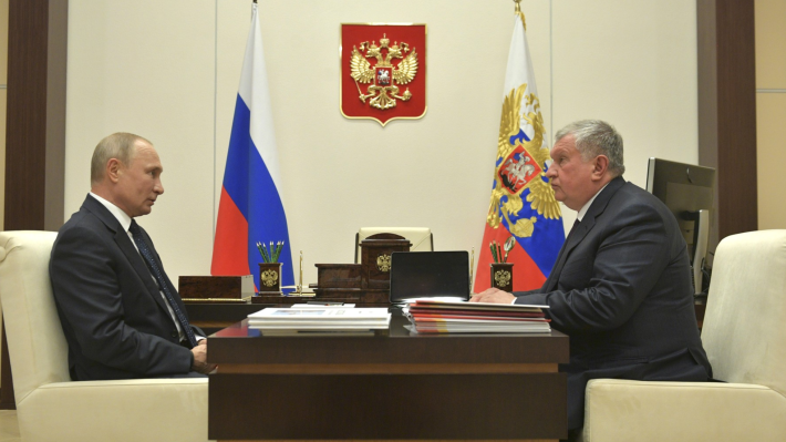 Путин и Сечин обсудили перспективы российской энергетики
