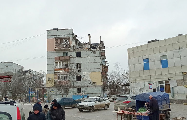 Мариуполь, восстающий из пепла Мариуполь, восстающий из пепла россия