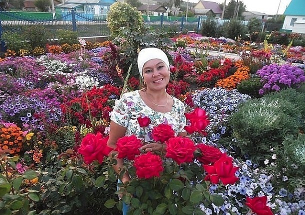 Цветочный рай прекрасной жен…