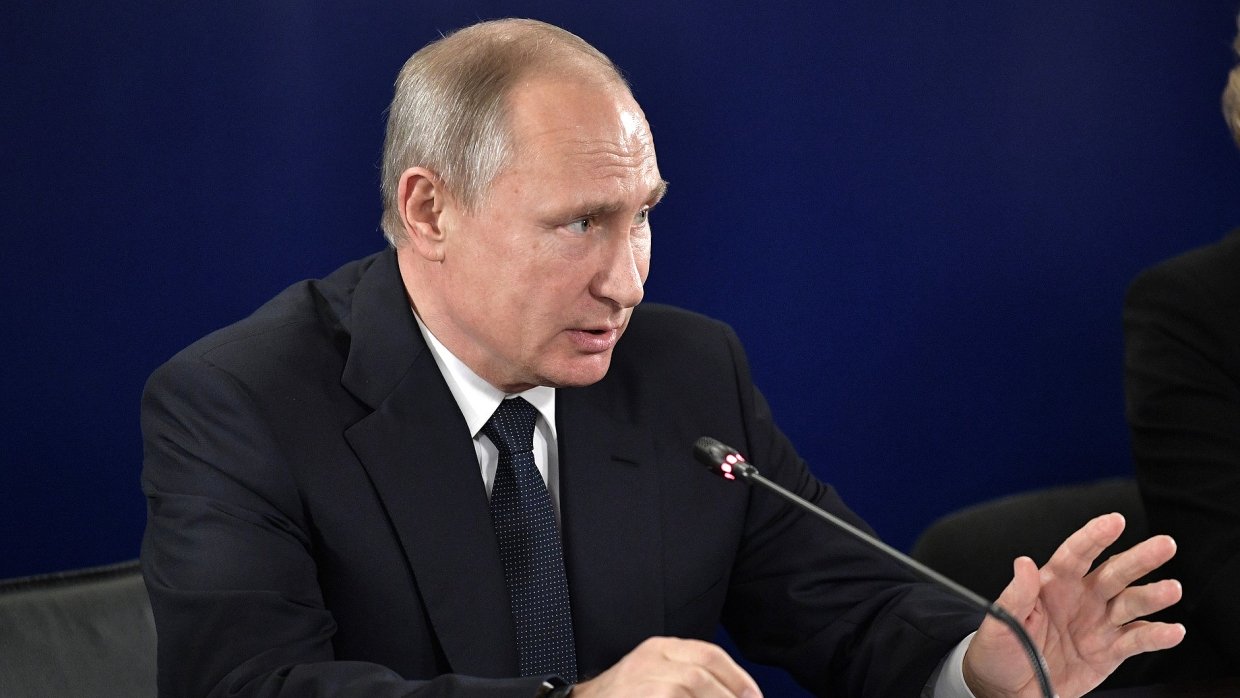 Путин поручил генпрокуратуре РФ проверить исполнение законов по утилизации отходов