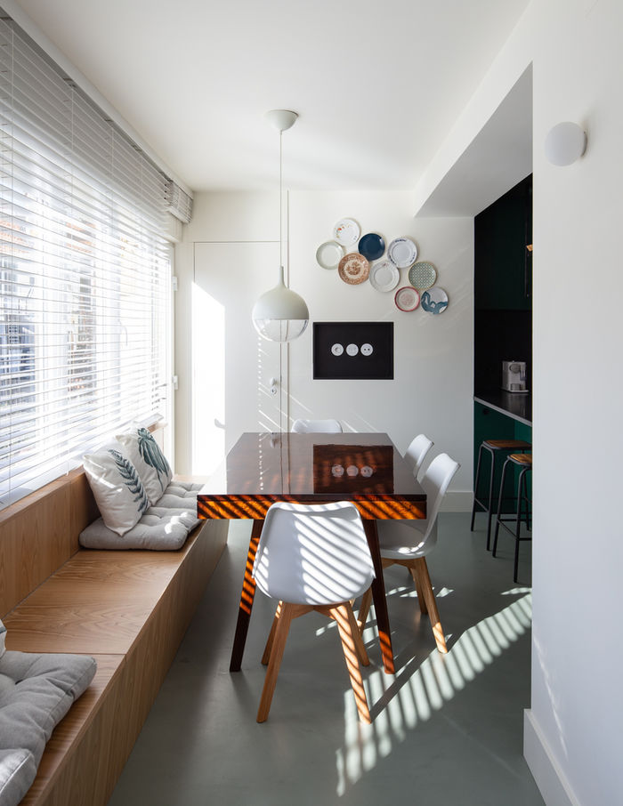 Стильная современная квартира с эффектной темной кухней интерьер и дизайн,квартира,современный стиль