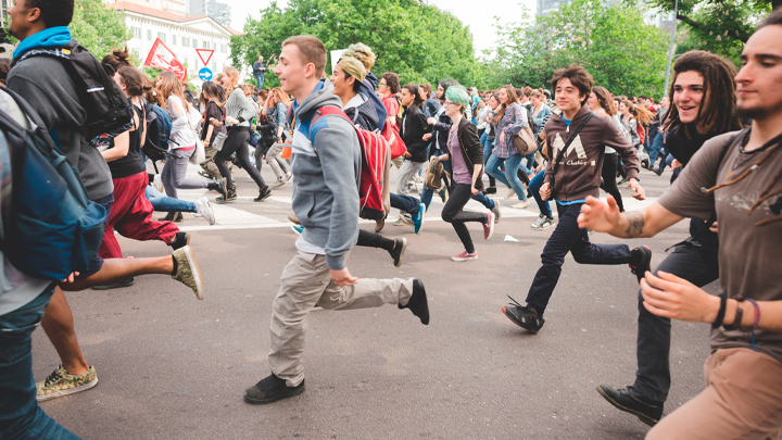 ТЫСЯЧИ ДЕЗЕРТИРОВ ПРОТИВ ПРЕЗИДЕНТА: НОВОБРАНЦЫ НАТО РАЗБЕЖАЛИСЬ, НЕ УСПЕВ НАДЕТЬ ФОРМУ