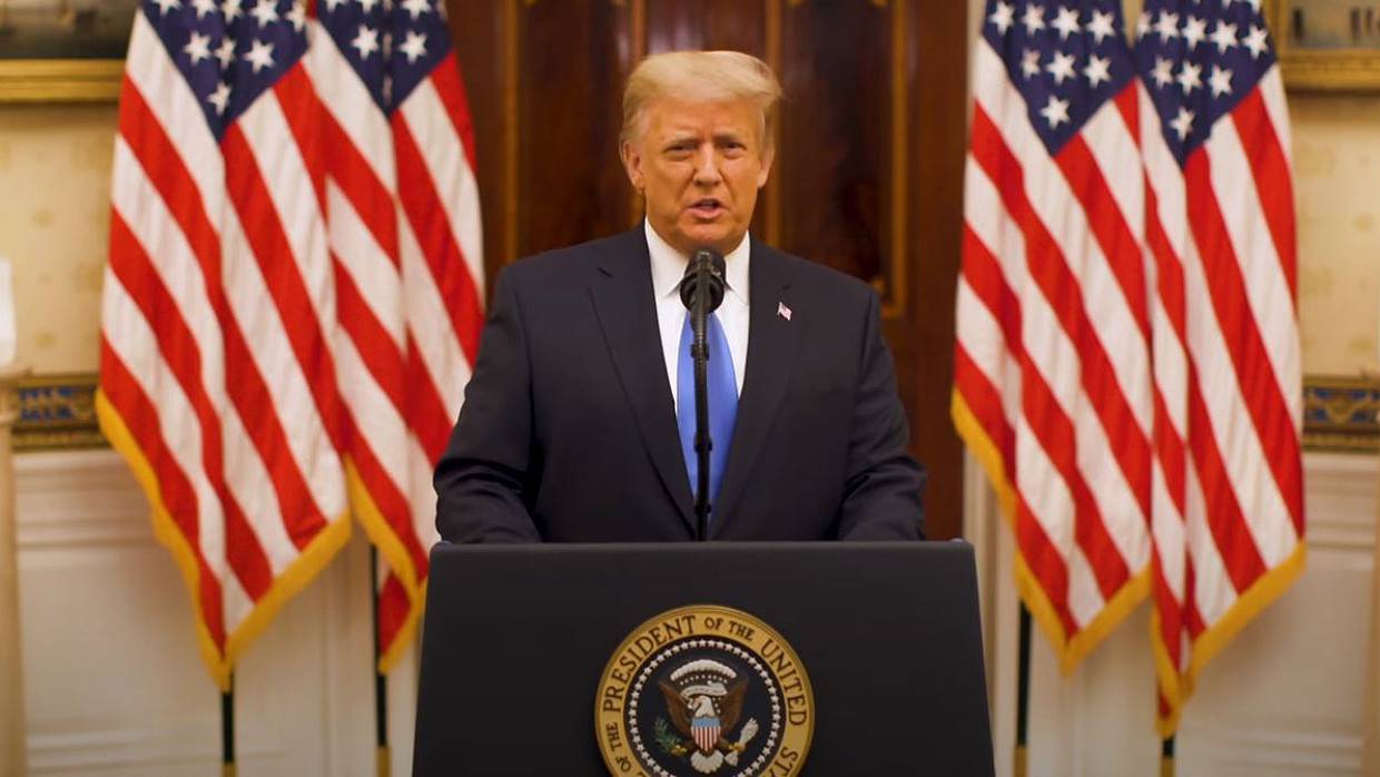 Трамп потребовал запретить раскрытие данных по делу о штурме Капитолия