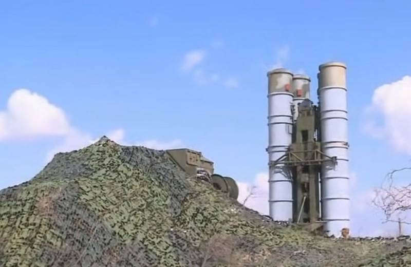 СМИ: Россия развернула С-400 недалеко от украинской границы