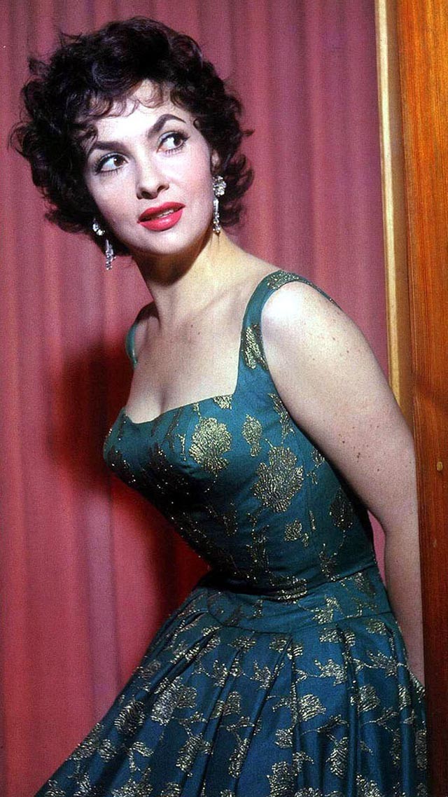 Самая красивая женщина 1960-х - Джина Лоллобриджида.
