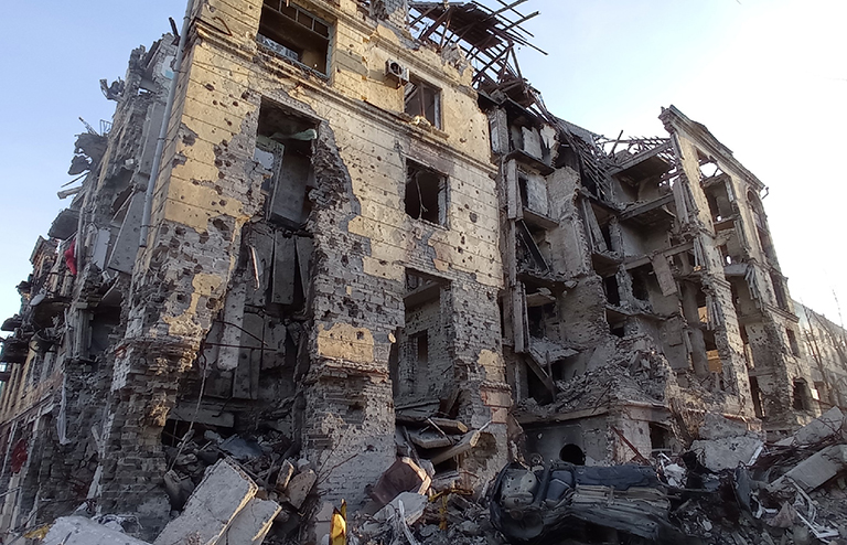 Мариуполь, восстающий из пепла Мариуполь, восстающий из пепла россия