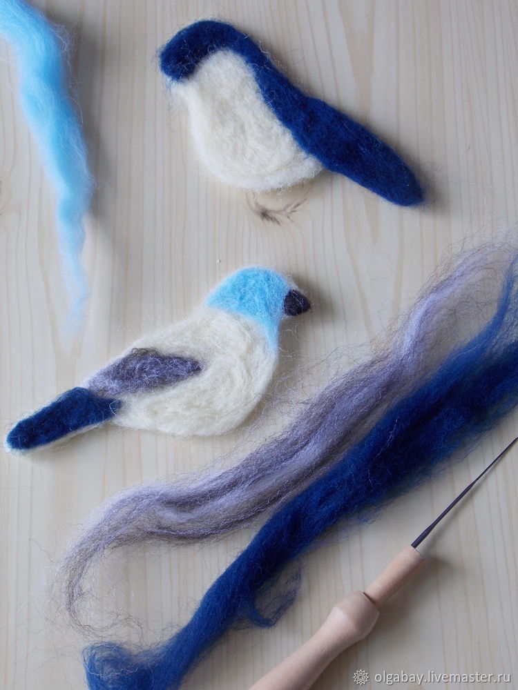 Делаем брошь «Синичка» из войлока и бисера Делаем брошь «Синичка» из войлока и бисера валяем брошь