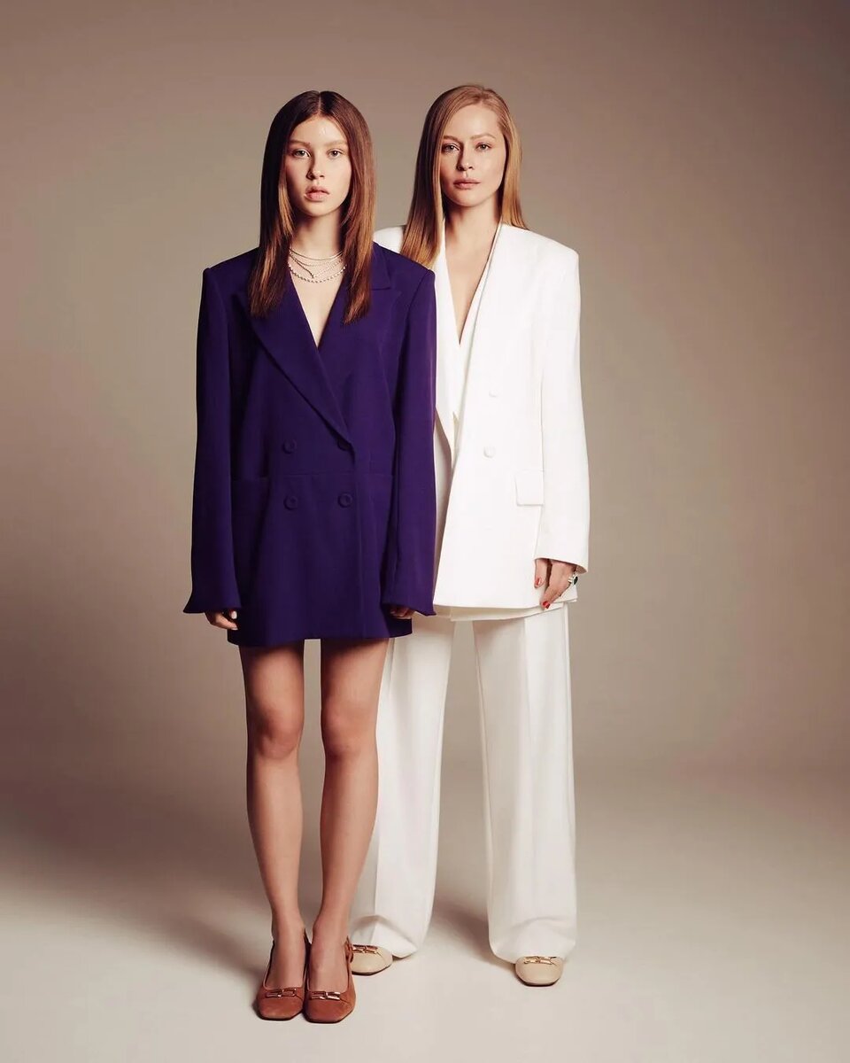 Юлия Пересильд высказалась о романе дочери с Ваней Дмитриенко Юлия Пересильд высказалась о романе дочери с Ваней Дмитриенко