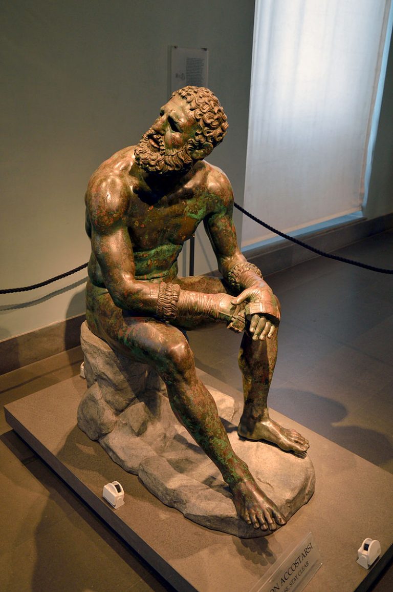 Древнегреческий боксер (3).jpg