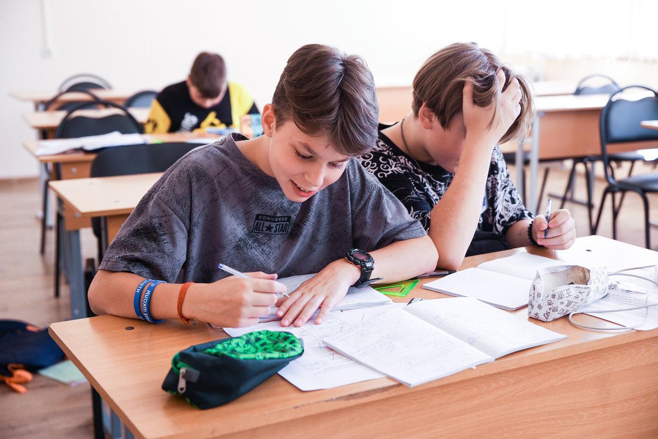 Летние лагери для подростков: 15 вариантов, где детям старше 12 лет не будет скучно летАдрес, лагеря, днейСтоимость, территории, питание, лагере, предоставляют, 5разовое, спортивные, занятия, свежем, воздухе, проживают, бассейн, Московская, творческие, также, санузлом, площадки, несколько